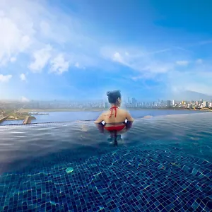 https://fivitel-danang.hotelsofhoian.com